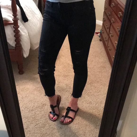 KanCan Denim - Cropped Black Distressed Denim Pants